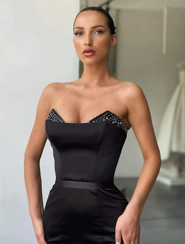 Meerjungfrau/Trompete Abendkleid Sexy Kleid Formeller Hochzeitsgast Bodenlang Ärmellos Trägerlos Satin Rückenfrei mit Perlen