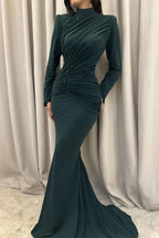 Charmantes Meerjungfrau-Ballkleid aus Satin mit hohem Halsausschnitt und langen Ärmeln