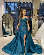 Schickes bodenlanges, schulterfreies, herzförmiges Ballkleid mit Schleife und Applikationen