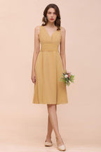 Chiffon Mini Golden Brautjungfernkleid Tägliches Freizeitkleid Ärmellos V-Ausschnitt