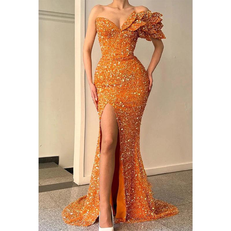Sexy funkelndes Ballkleid mit V-Ausschnitt, hohem Schlitz und Pailletten