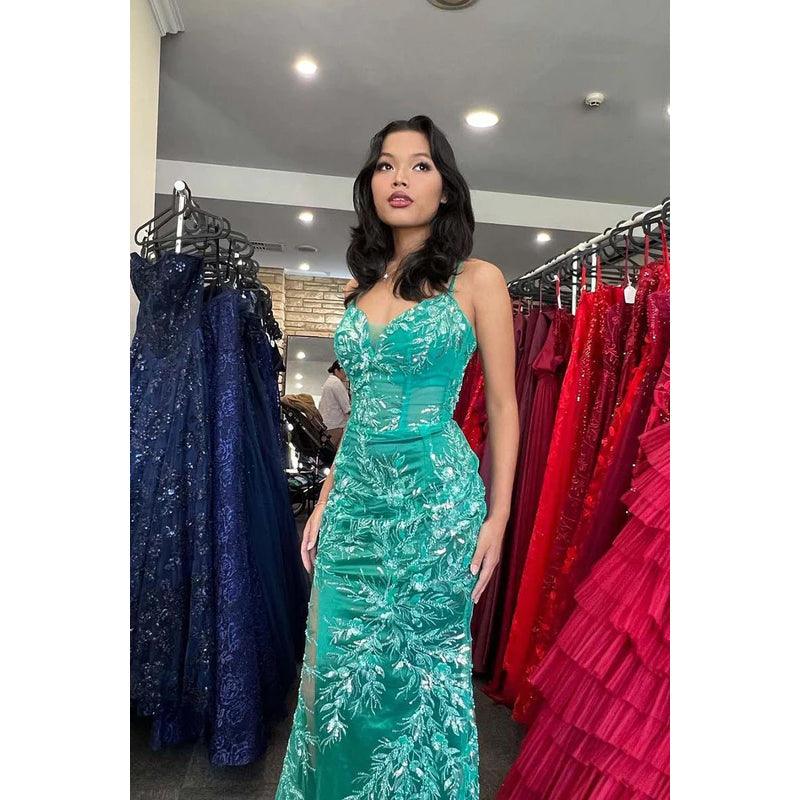 Vestido de fiesta largo con escote en V, tirantes finos, encaje, apliques y cuentas