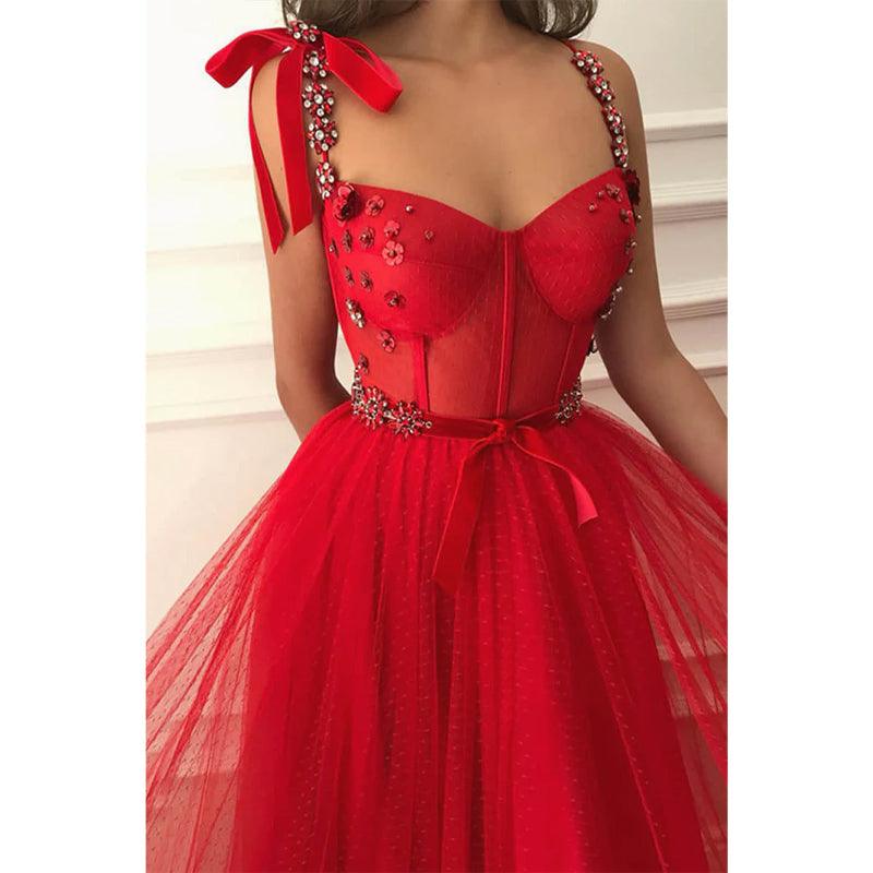 Vestido de fiesta largo de tul rojo con tirantes de cuentas, corte A y bolsillos 