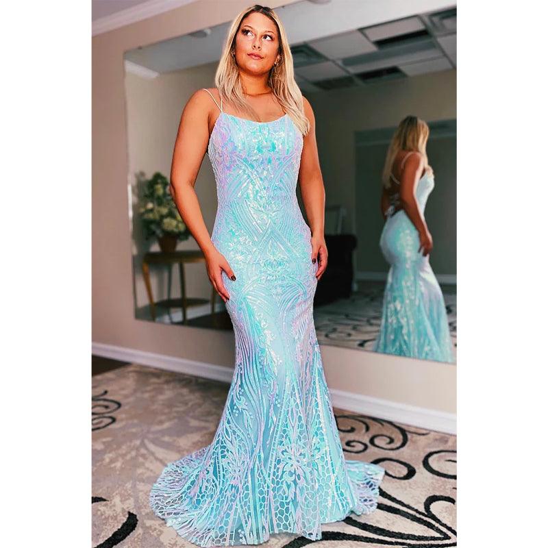 Vestido de fiesta largo con tirantes finos y apliques de encaje 