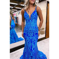 Vestido de fiesta largo de sirena con escote en V pronunciado y apliques de lentejuelas