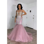 Vestido de noche largo estilo sirena con apliques de lentejuelas y tul transparente