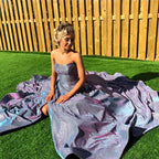 Vestido de fiesta largo de satén morado sin tirantes, corte A, brillante y con abertura 