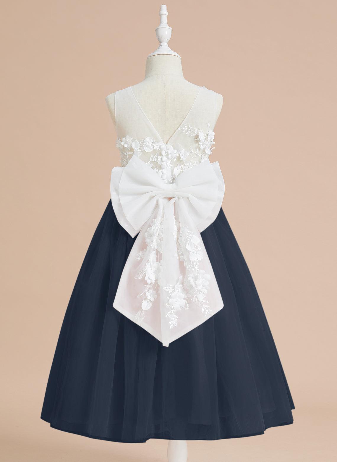 Vestido largo hasta la rodilla con encaje floral y lazo grande 
