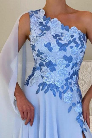 Robe de mère de la mariée en mousseline de soie A-Line de créateur, une épaule, sans manches, robes de demoiselle d'honneur avec appliques fendues