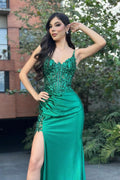 Designer Spalte Satin Spitze Spaghetti-Trägern Ärmellose Ballkleider Mit Applikationen Split