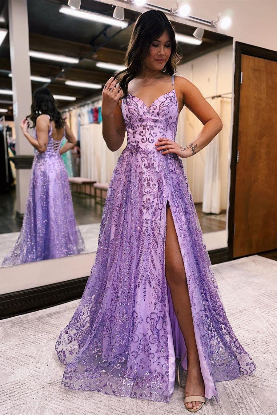 Langes, ärmelloses A-Linien-Ballkleid mit Spaghettiträgern und Spitze und Schlitz