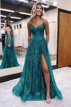 Langes, ärmelloses A-Linien-Ballkleid mit Spaghettiträgern und Spitze und Schlitz