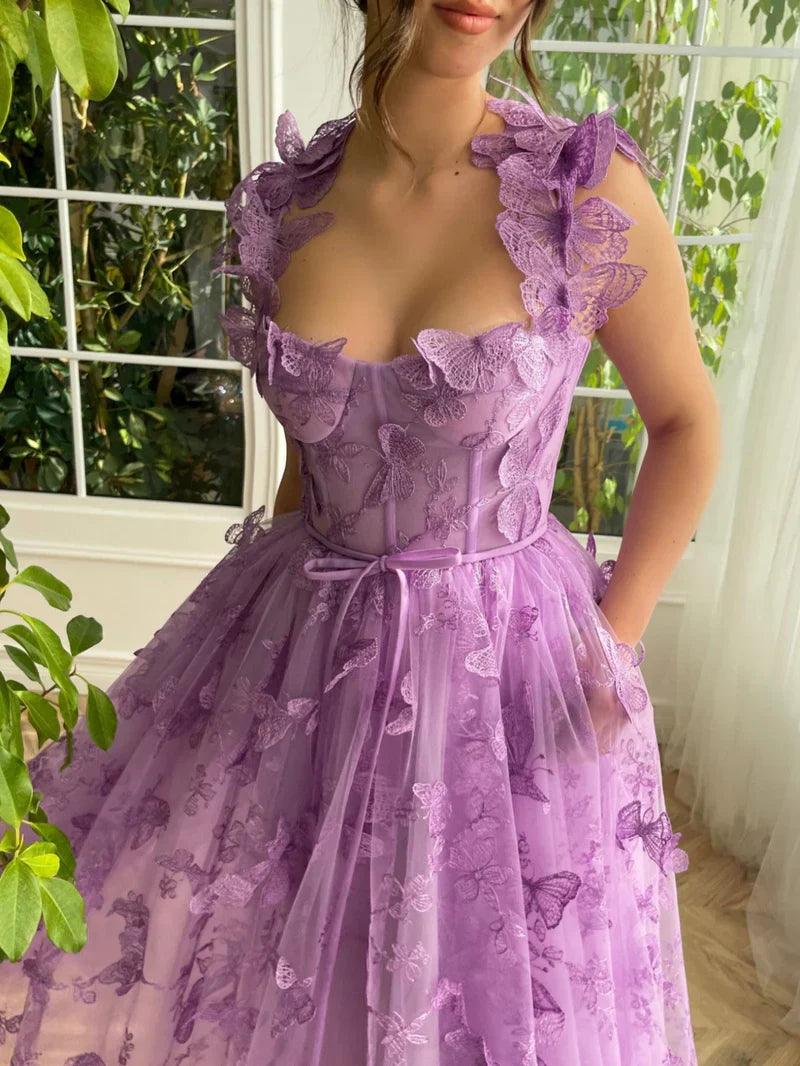 Vestido de fiesta Aline de tul midi con mariposas