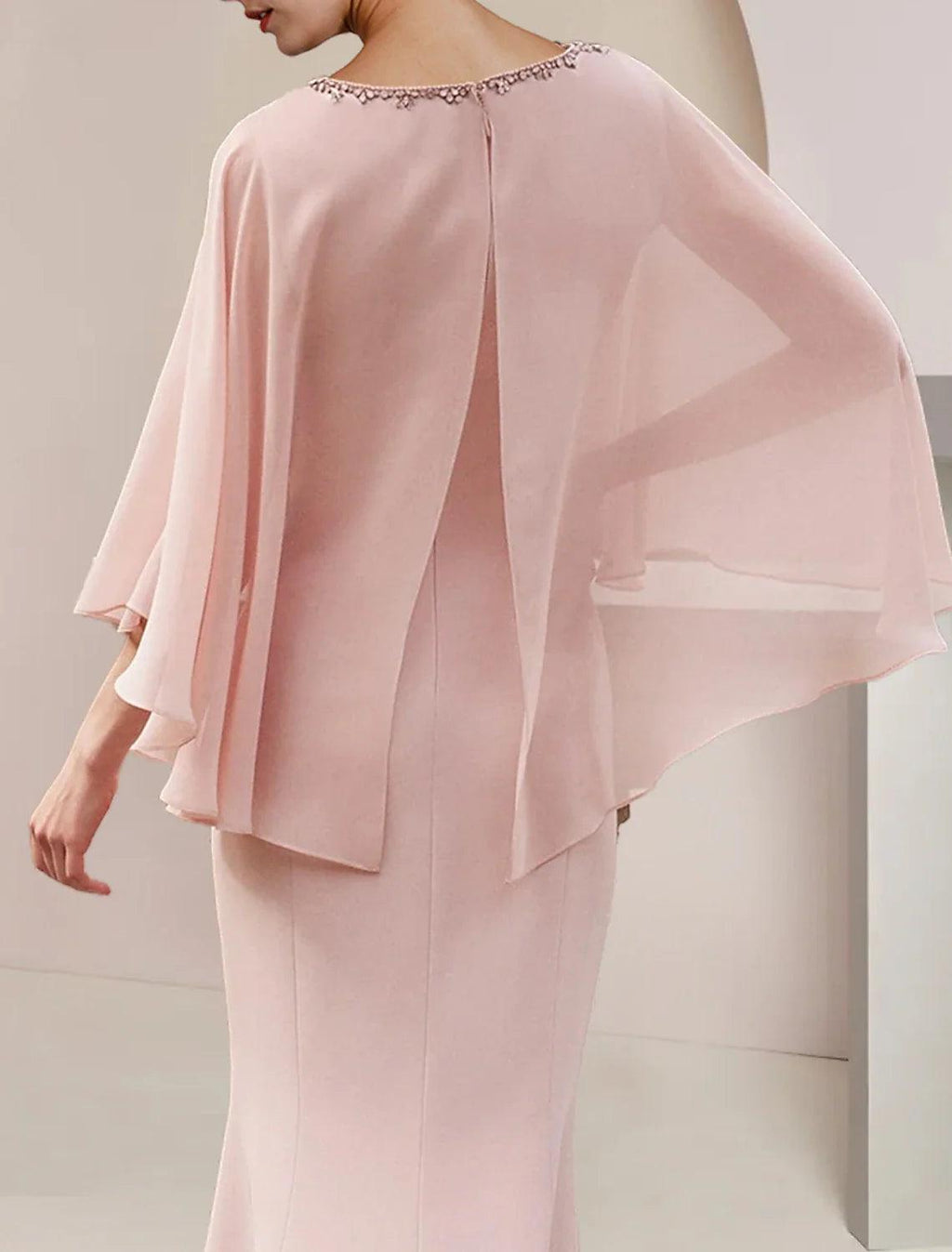 Meerjungfrau/Trompete Kleid für die Mutter der Braut, formelle Hochzeit, Gastparty, Vintage, elegant, Rundhalsausschnitt, asymmetrisch, bodenlang, Chiffon, ärmellos, mit Perlen verziert