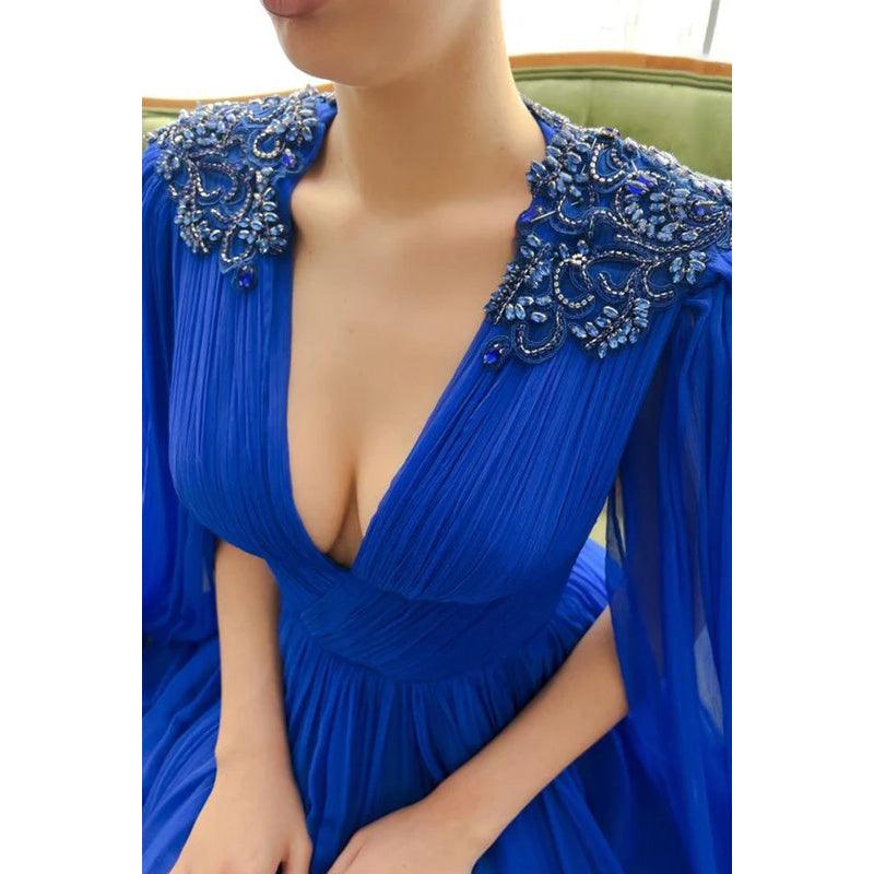 Elegantes und luxuriöses V-Ausschnitt A-Linien-Ballkleid mit gerafftem Seitenschlitz und bestickter