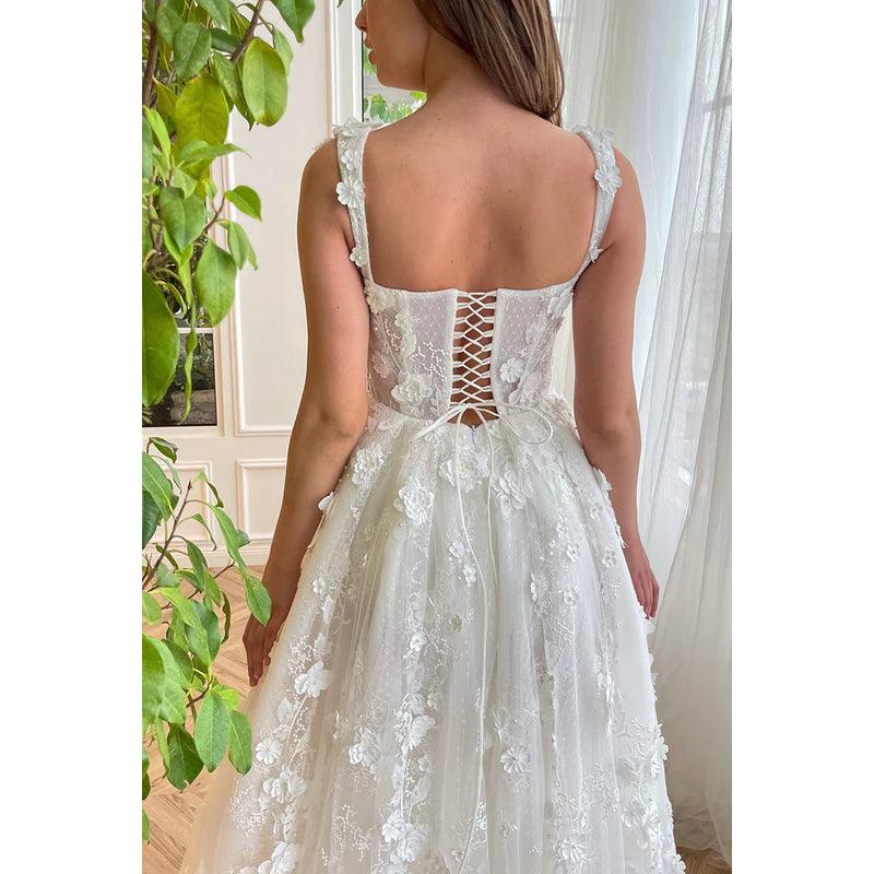 Vestido de noche largo de fiesta con escote cuadrado, apliques de encaje y tul, corte A y abertura 
