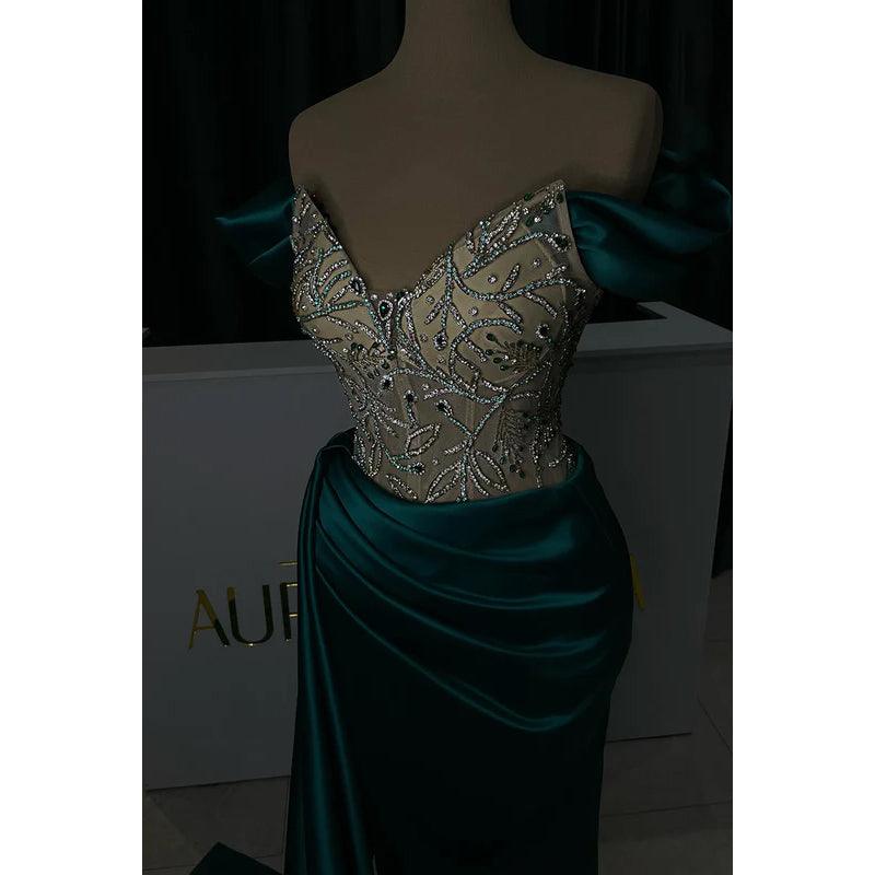 Vestido de fiesta formal con escote en V, mangas cortas, fruncido y pedrería