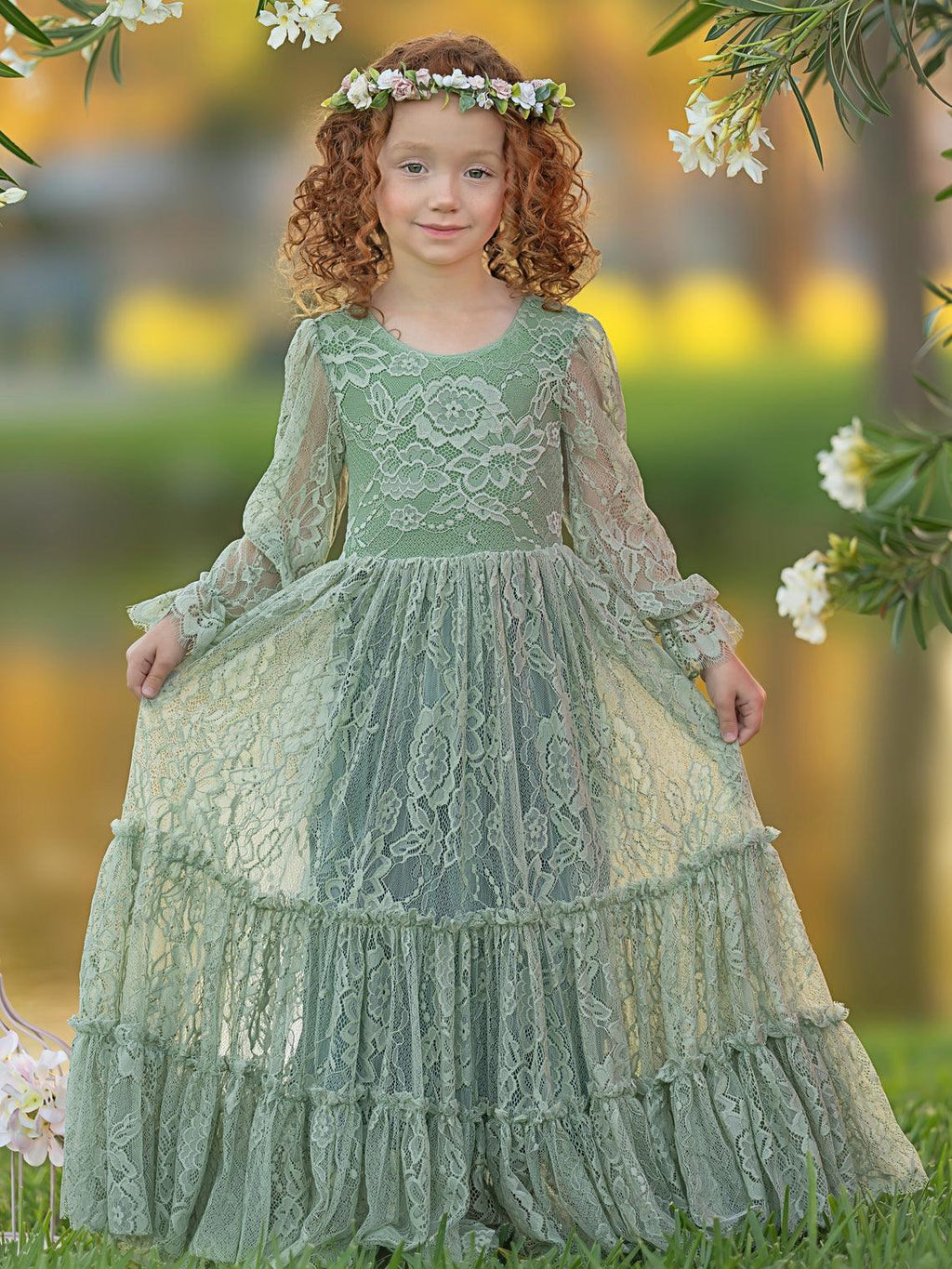 Vestido bohemio verde salvia con encaje hasta los tobillos para niña de las flores 