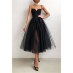 Vestido de fiesta de graduación sencillo con escote en V y tirantes finos 