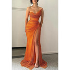 Vestido de fiesta de graduación asimétrico, ajustado, sin tirantes, plisado y con abertura lateral 