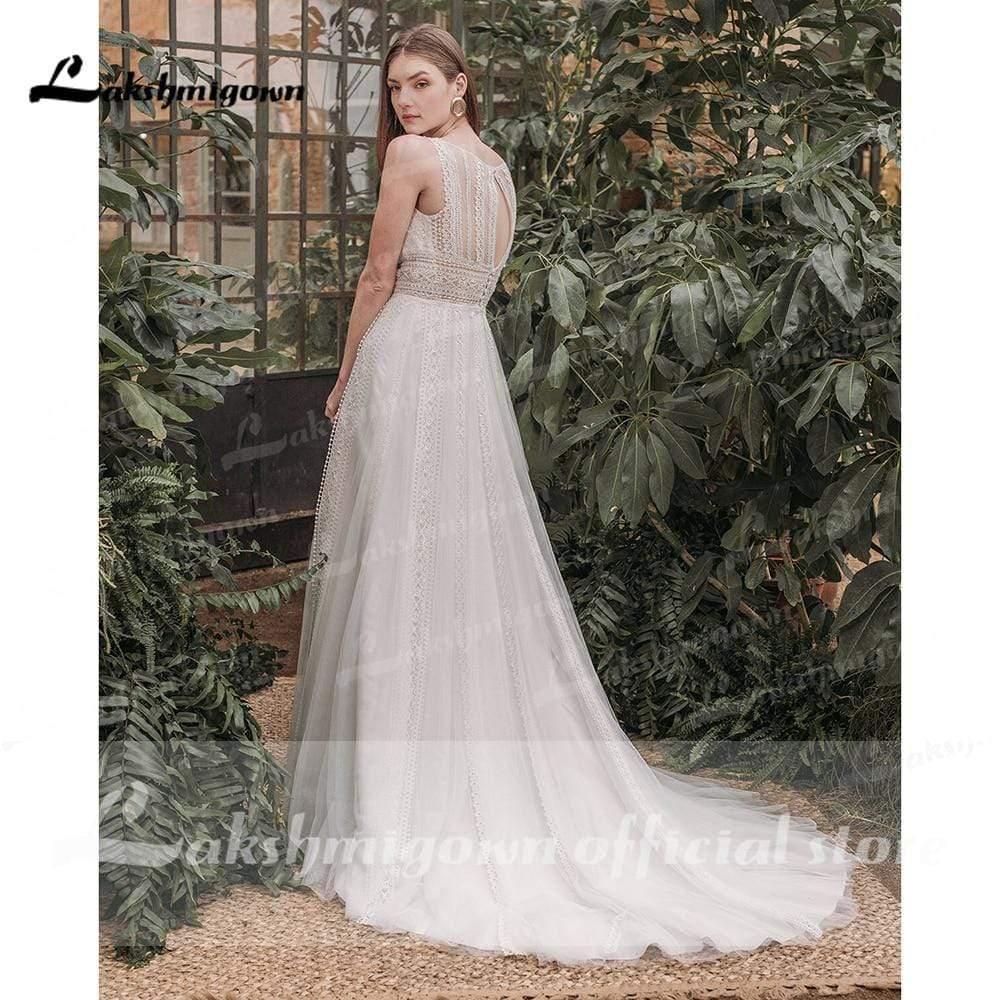 Vestidos de novia elegantes de playa bohemios con cuello redondo y encaje sin mangas de NumberSea