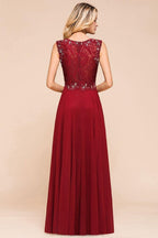 Elegantes Abendkleid mit Rundhalsausschnitt, A-Linie, Perlenstickerei, ärmelloses bodenlanges Partykleid aus Spitze