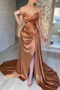Elegantes langes A-Linien-Ballkleid aus Satin, ärmellos, schlicht, mit Schlitz