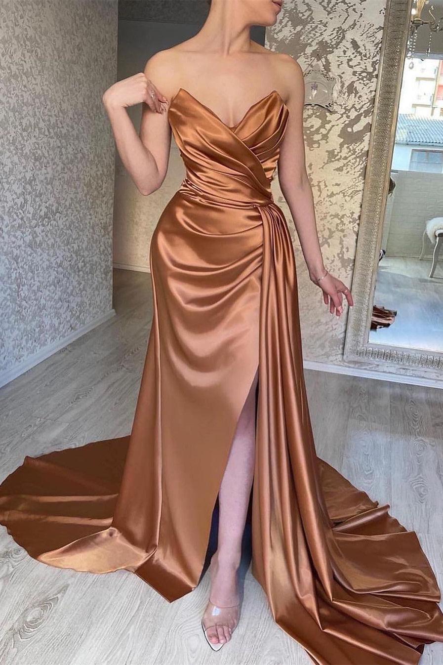 Elegantes langes A-Linien-Ballkleid aus Satin, ärmellos, schlicht, mit Schlitz