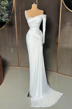 Elegantes langes One-Shoulder-Meerjungfrau-Ballkleid aus Satin mit Perlenbesatz