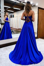 Elegantes vestidos de fiesta de corte A con tirantes finos y abertura