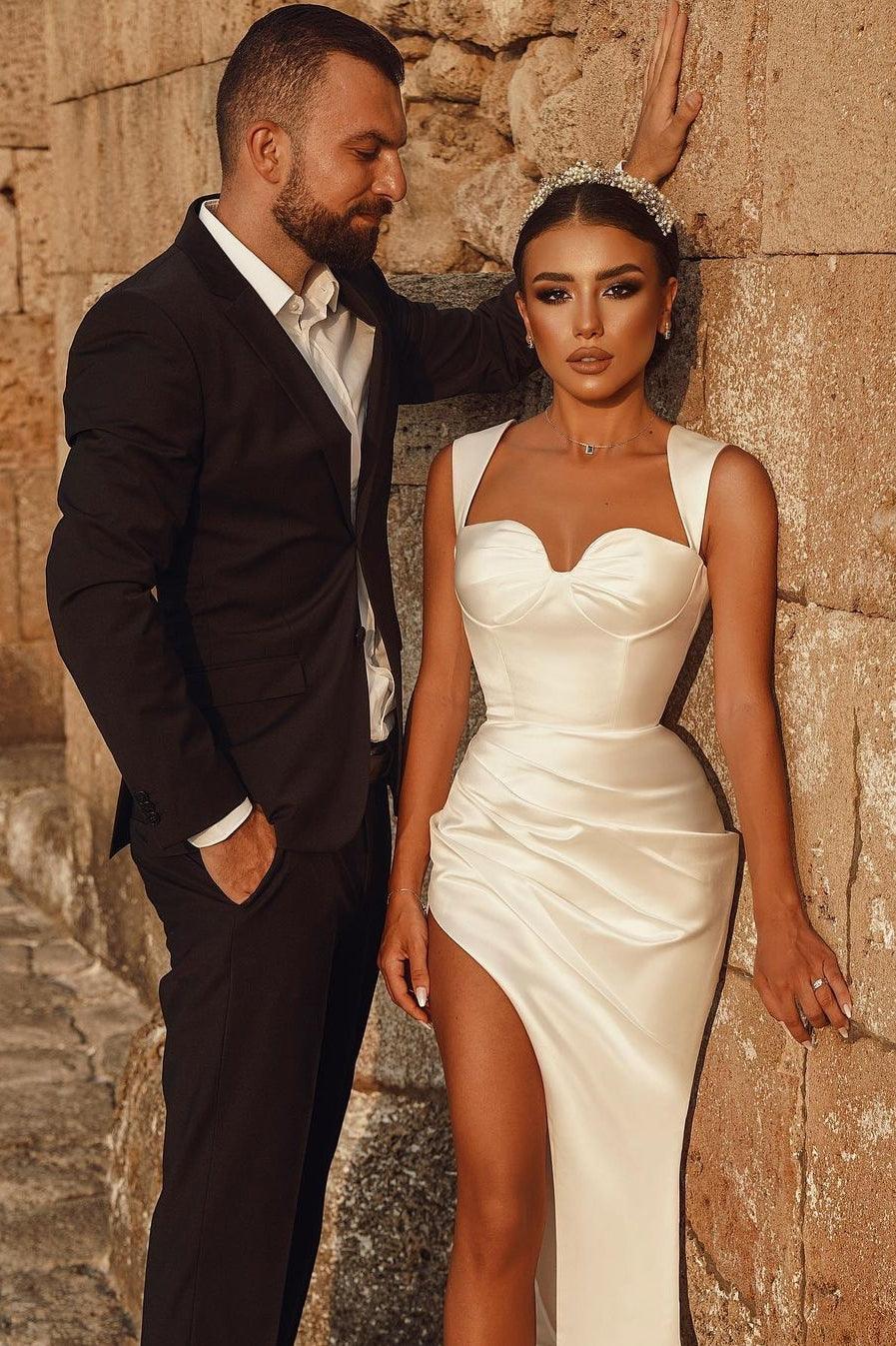 Elegant Sweetheart Split Front Floor-Length Prom Dress