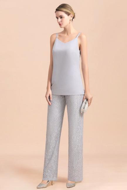 Eleganter silberner Jumpsuit mit V-Ausschnitt, Applikationen und Spitzenüberzügen für die Brautmutter