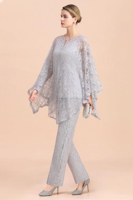 Eleganter silberner Jumpsuit mit V-Ausschnitt, Applikationen und Spitzenüberzügen für die Brautmutter