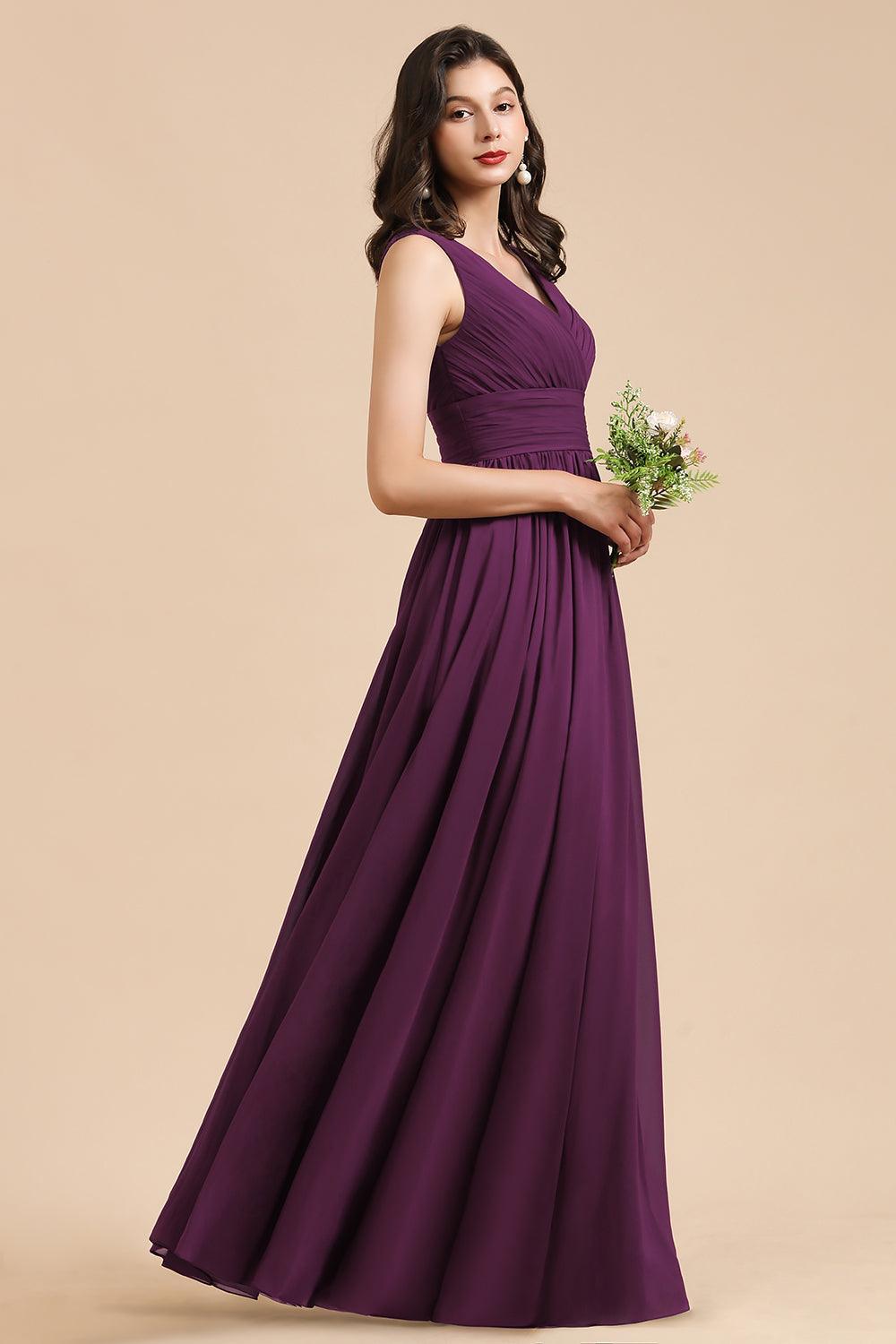 Elegantes vestidos de dama de honor de gasa con encaje, escote en V y volantes en forma de A 