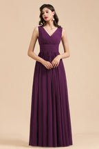 Elegantes vestidos de dama de honor de gasa con encaje, escote en V y volantes en forma de A 
