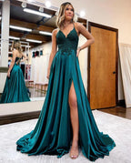 Vestido de fiesta corte A tirantes finos corsé espalda con abertura