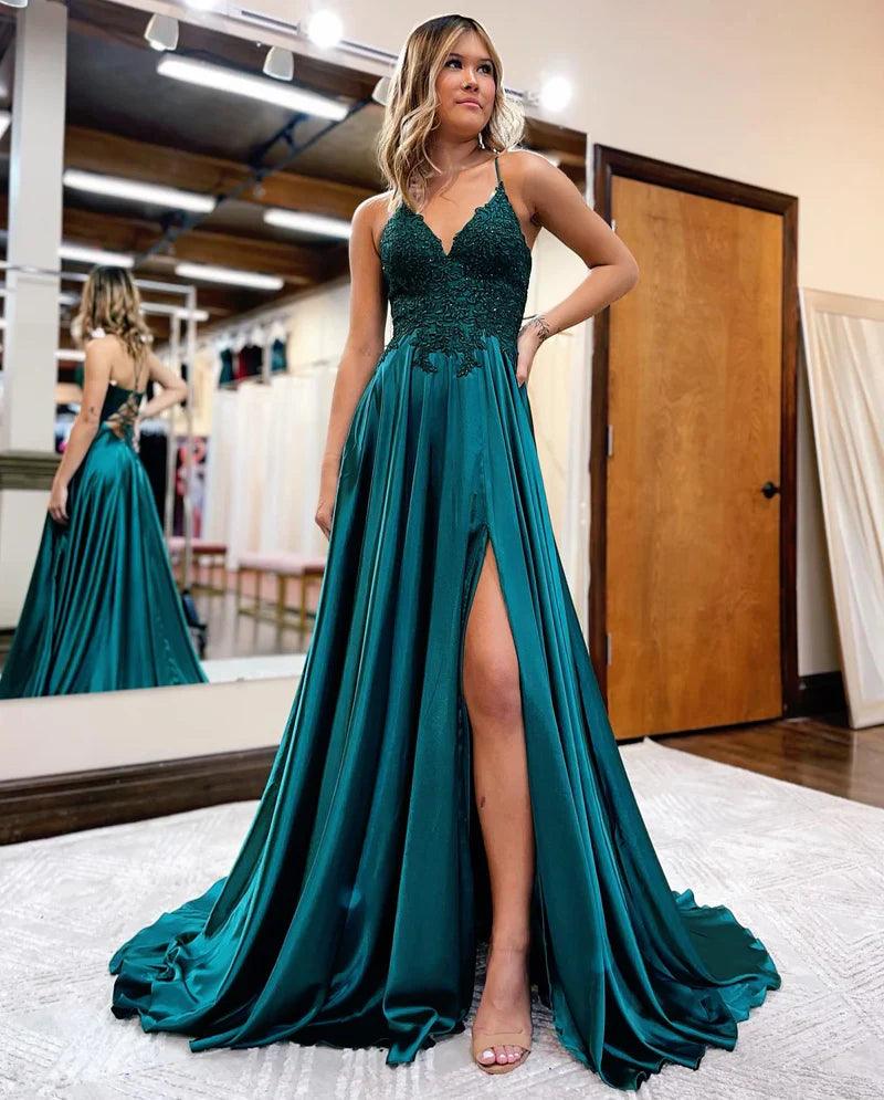 Vestido de fiesta corte A tirantes finos corsé espalda con abertura