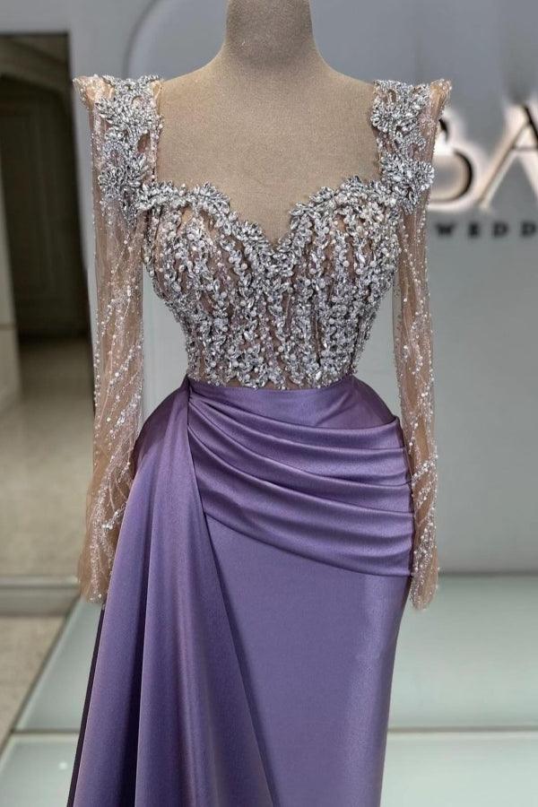 Extravagantes langes lila Ballkleid mit Perlen und Spitze und langen Ärmeln