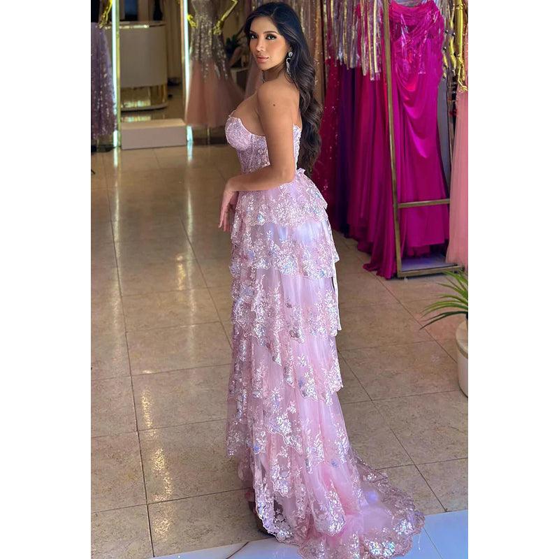 Glamouröses und dramatisches schulterfreies, ärmelloses Party-Ballkleid in A-Linie mit Applikationen