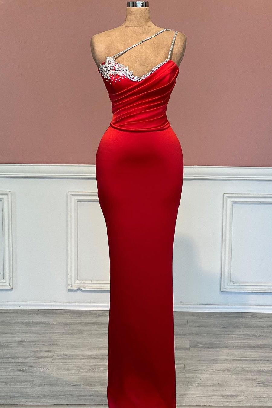 Fabuloso vestido de fiesta largo rojo con tirantes finos y escote sirena y pedrería