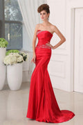 Fabelhaftes langes rotes trägerloses, ärmelloses Ballkleid mit Pailletten und Schnürung