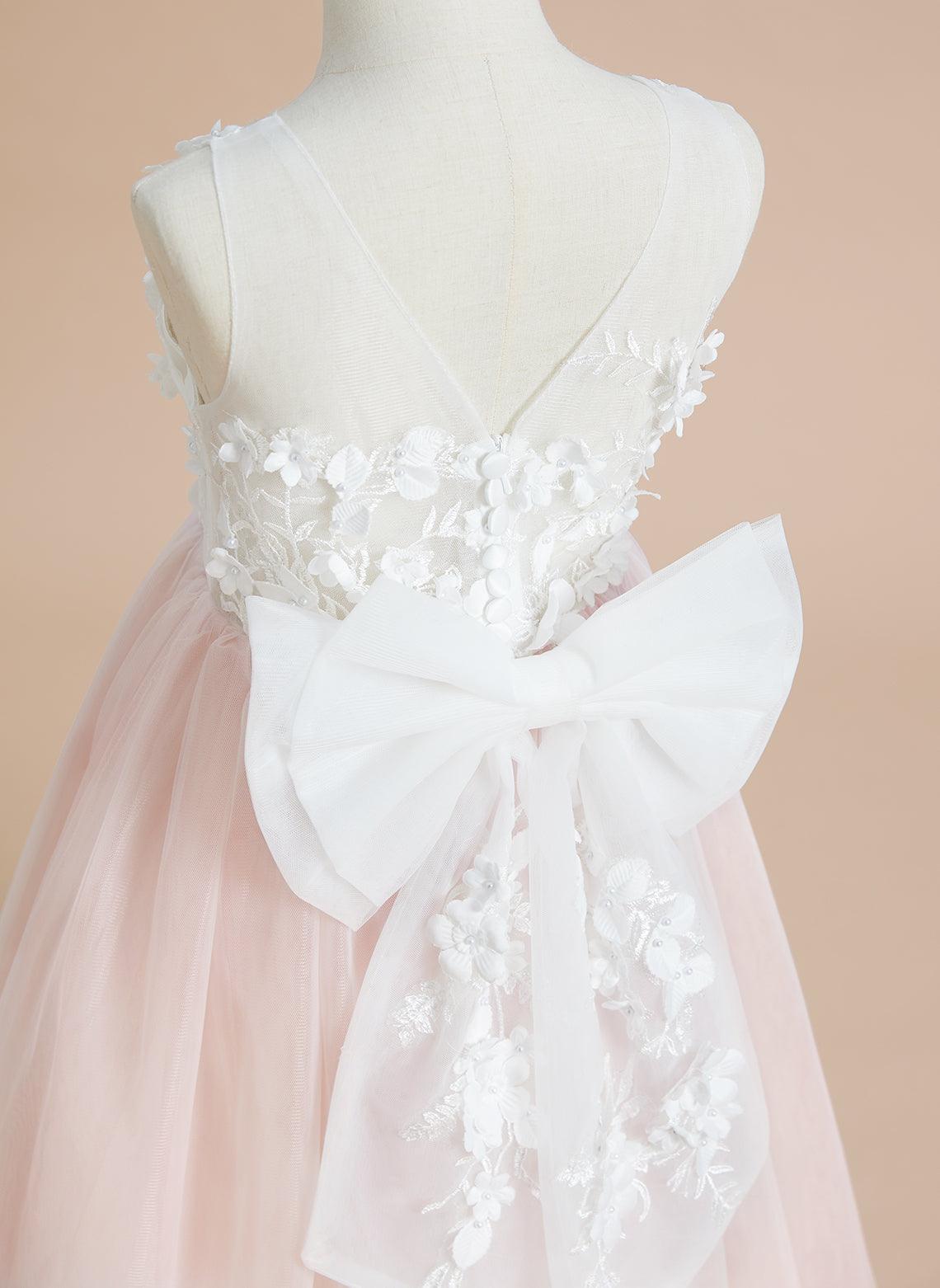 Vestido largo hasta la rodilla con encaje floral y lazo grande 