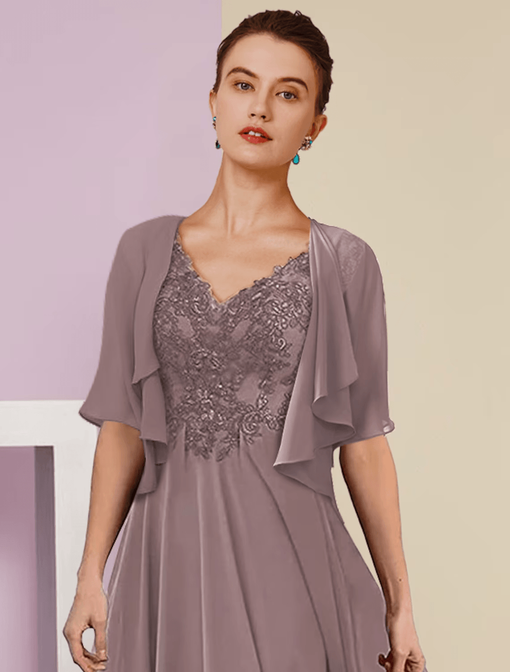 Vestido de madre de la novia de dos piezas, corte A, para invitada de boda formal, elegante, escote en V, largo hasta la rodilla, encaje, manga corta, cruzado, incluido, con pliegues y apliques