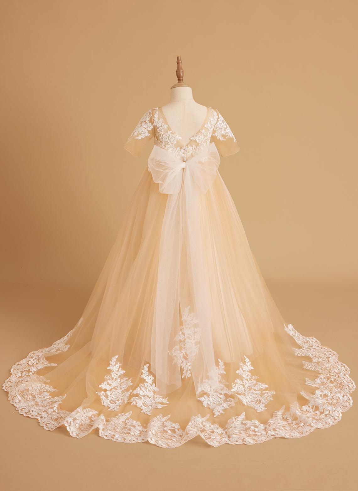 Vestido de princesa para niñas con detalles de encaje 