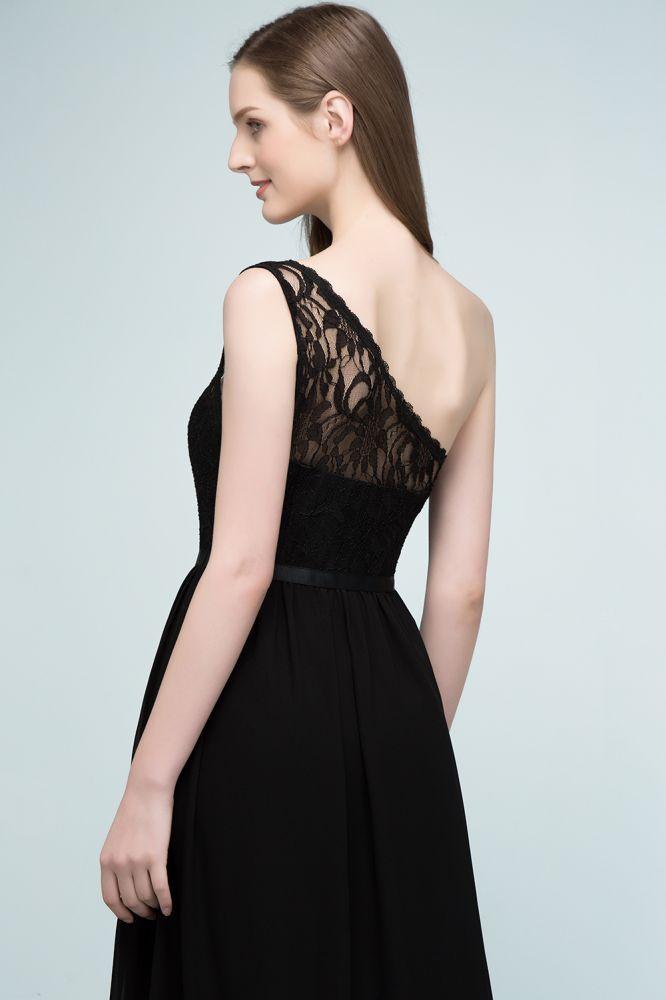 Bodenlanges A-Linien-Brautjungfernkleid aus Spitzenchiffon mit One-Shoulder-Träger und Schärpe