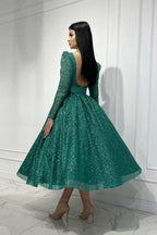 Glamouröses dunkelgrünes A-Linien-Ballkleid mit Pailletten und langen Ärmeln in Knöchellänge