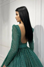 Glamouröses dunkelgrünes A-Linien-Ballkleid mit Pailletten und langen Ärmeln in Knöchellänge