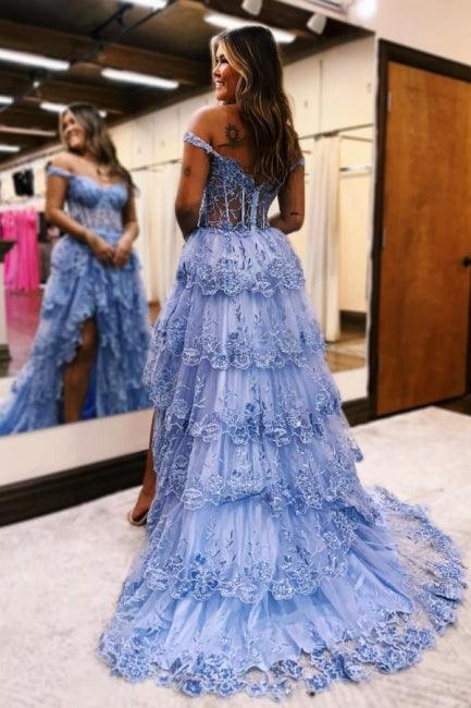 Wunderschönes schulterfreies ärmelloses Ballkleid aus Spitze in A-Linie mit Schlitz