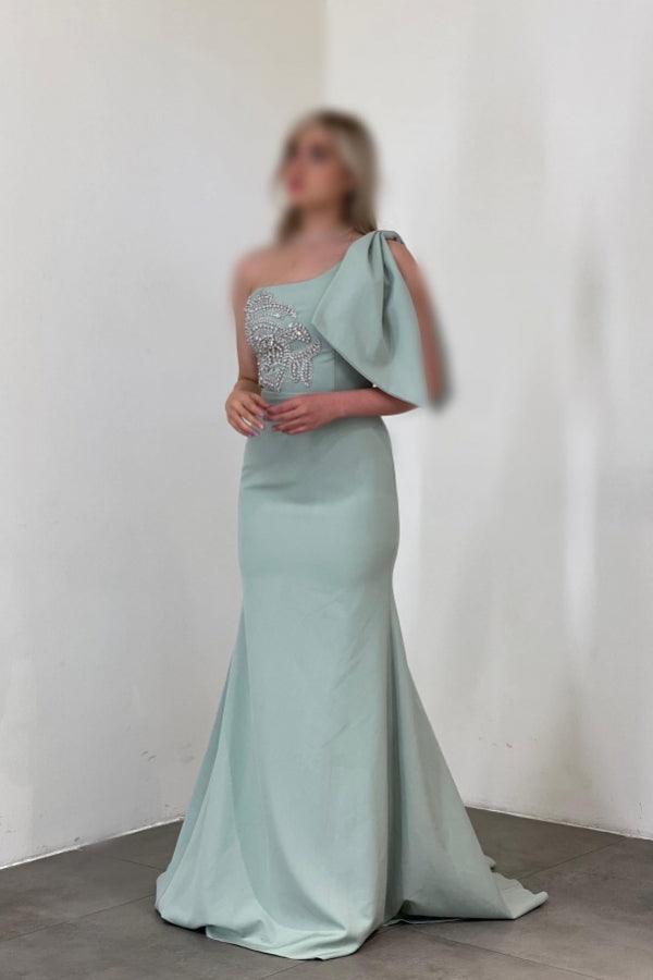 Wunderschönes langes Meerjungfrau-Abendkleid mit einer Schulter aus Satin und Strasssteinen, ärmellos