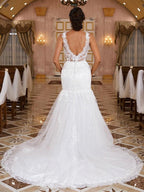 Vestidos de novia con apliques de encaje, corte trompeta/sirena, escote en V, sin mangas y cola larga